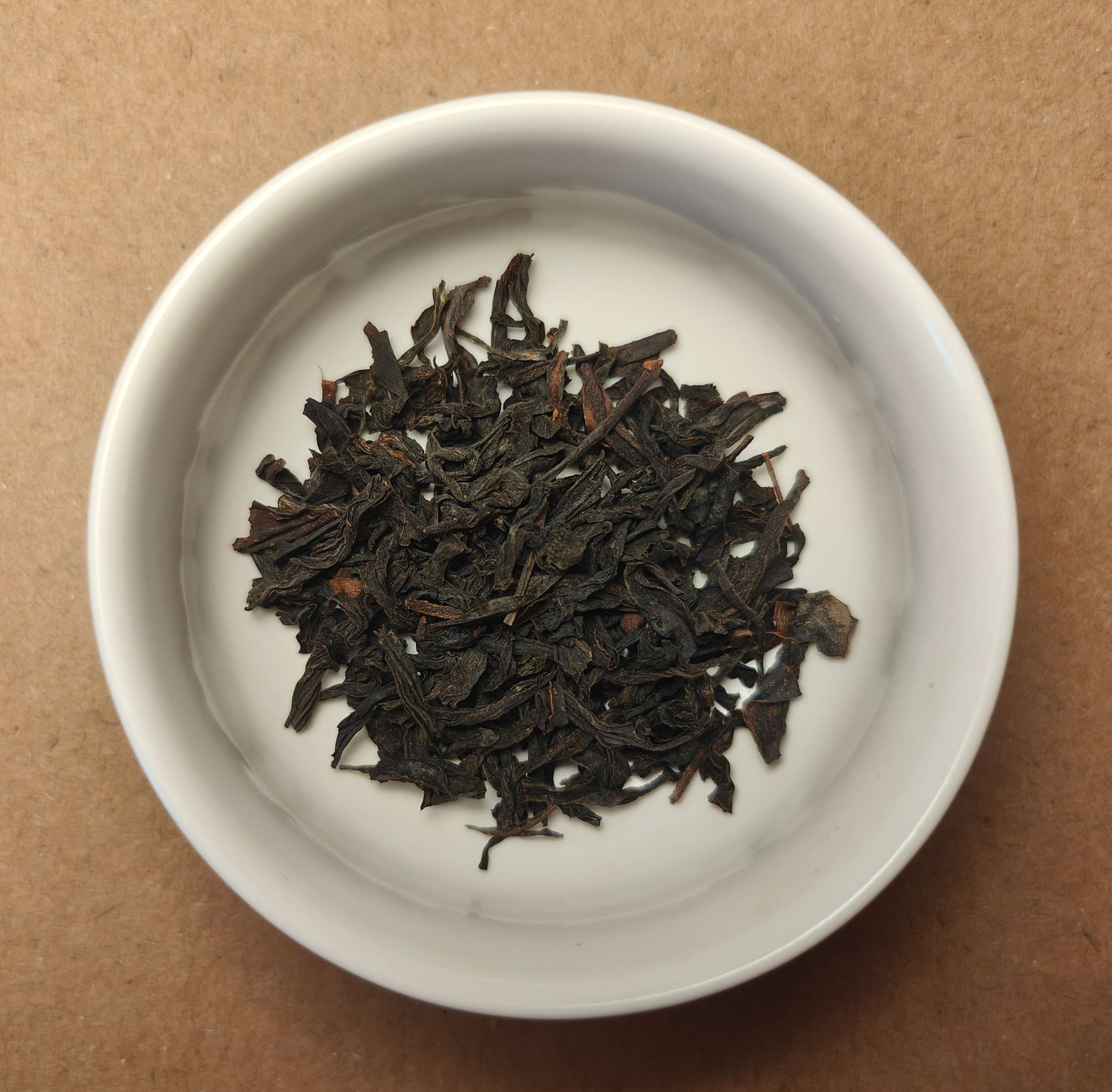 Lapsang tea leaves