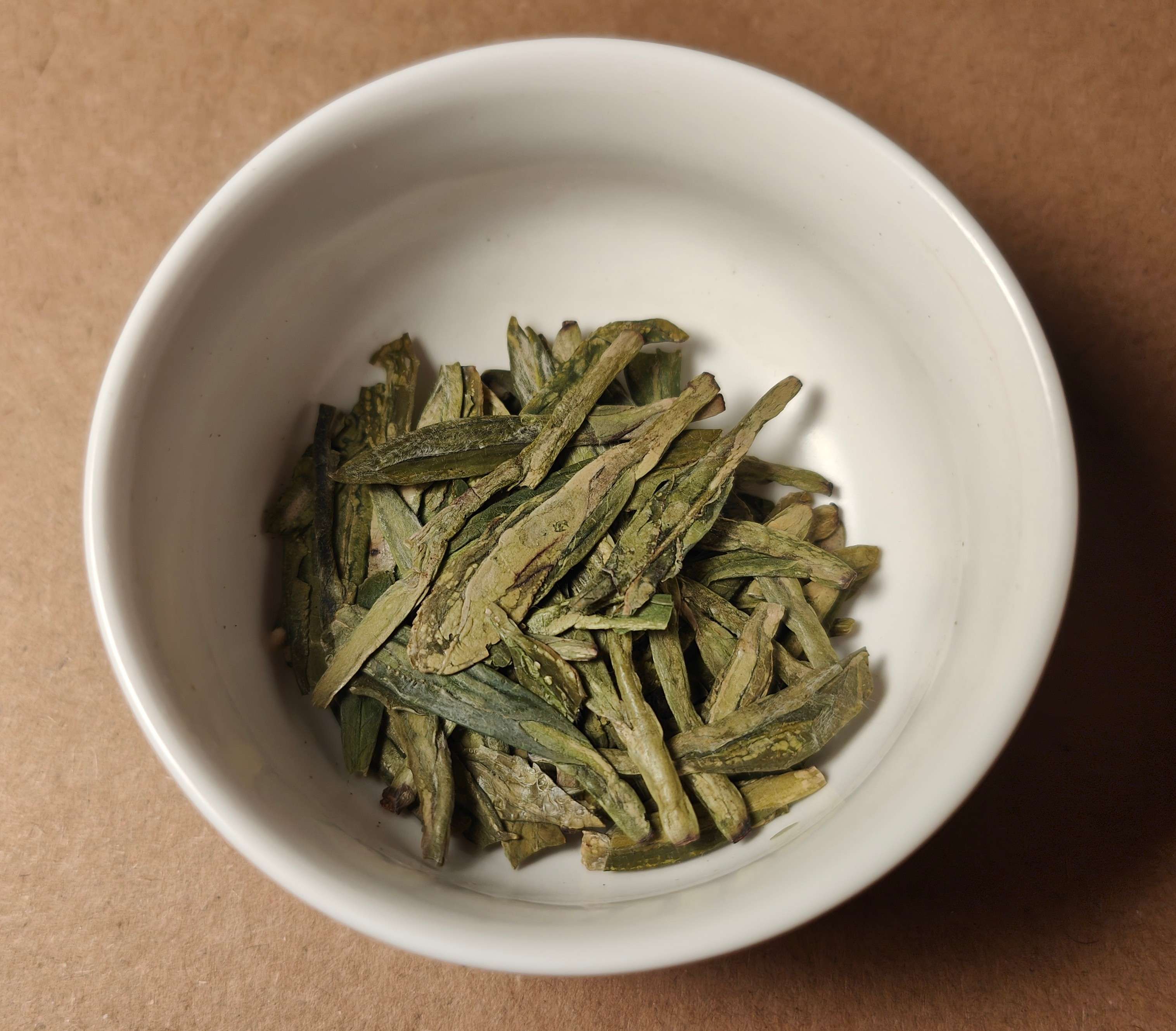 Long Jing Dragon Well tea leaves