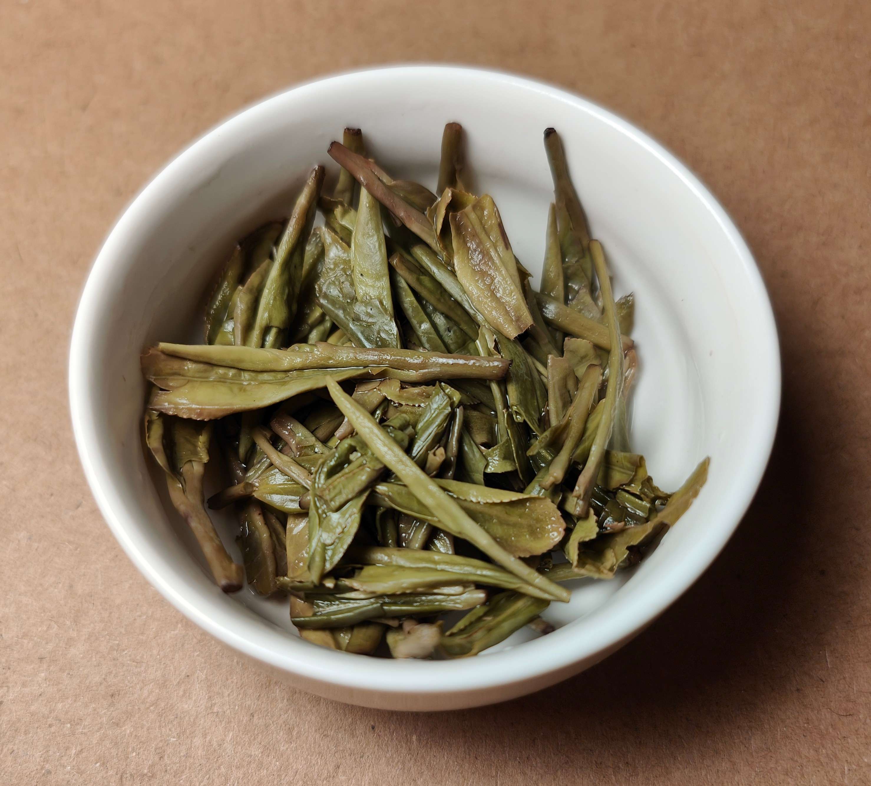 Long Jing Dragon Well in teapot